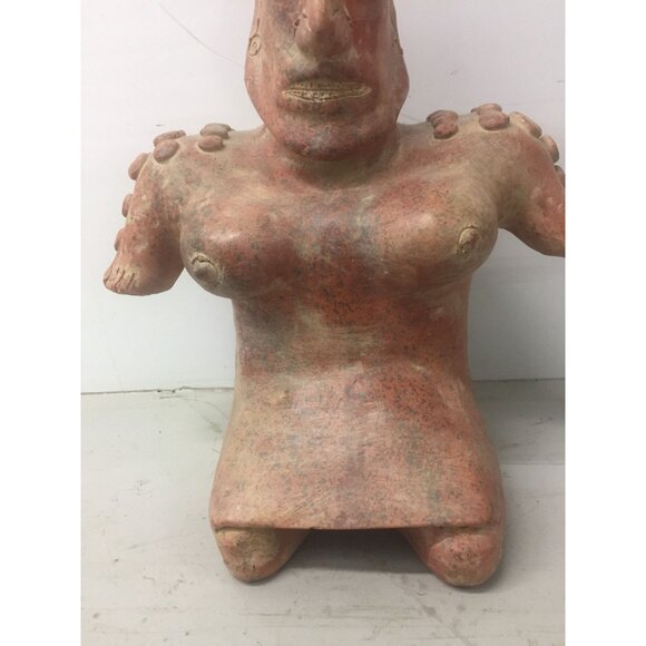 Vintage 1973 Ceramic Terracotta Mayan Figurine Female with A Large Chest Made In - Picture 4 of 10